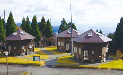 	至福のひと時を過ごせる、景色が自慢の溶岩露天風呂