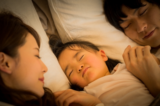 ＜子育て世帯における冬場の生活実態調査＞子育て世帯の母親のうち6割が「湯冷めママ」！？“体の冷え”が「快眠」の妨げに……