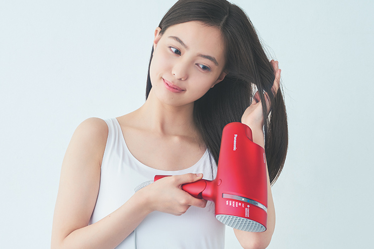 Tried and tested to find the most effective technique for smooth, lustrous hair